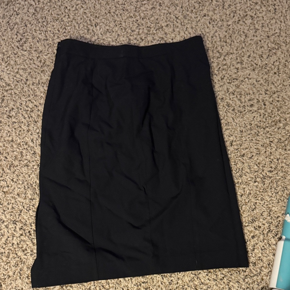 Ann Taylor Elegant Black Women's Skirt